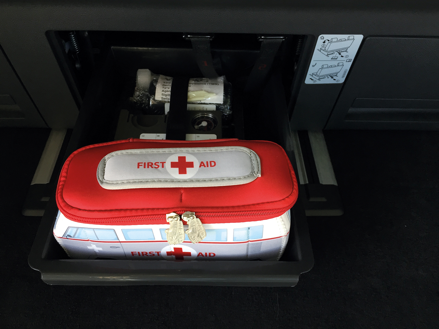 VW T1 Bulli Bus 3D Neoprene Pencil Case - First Aid/Incl. First Aid Kit
