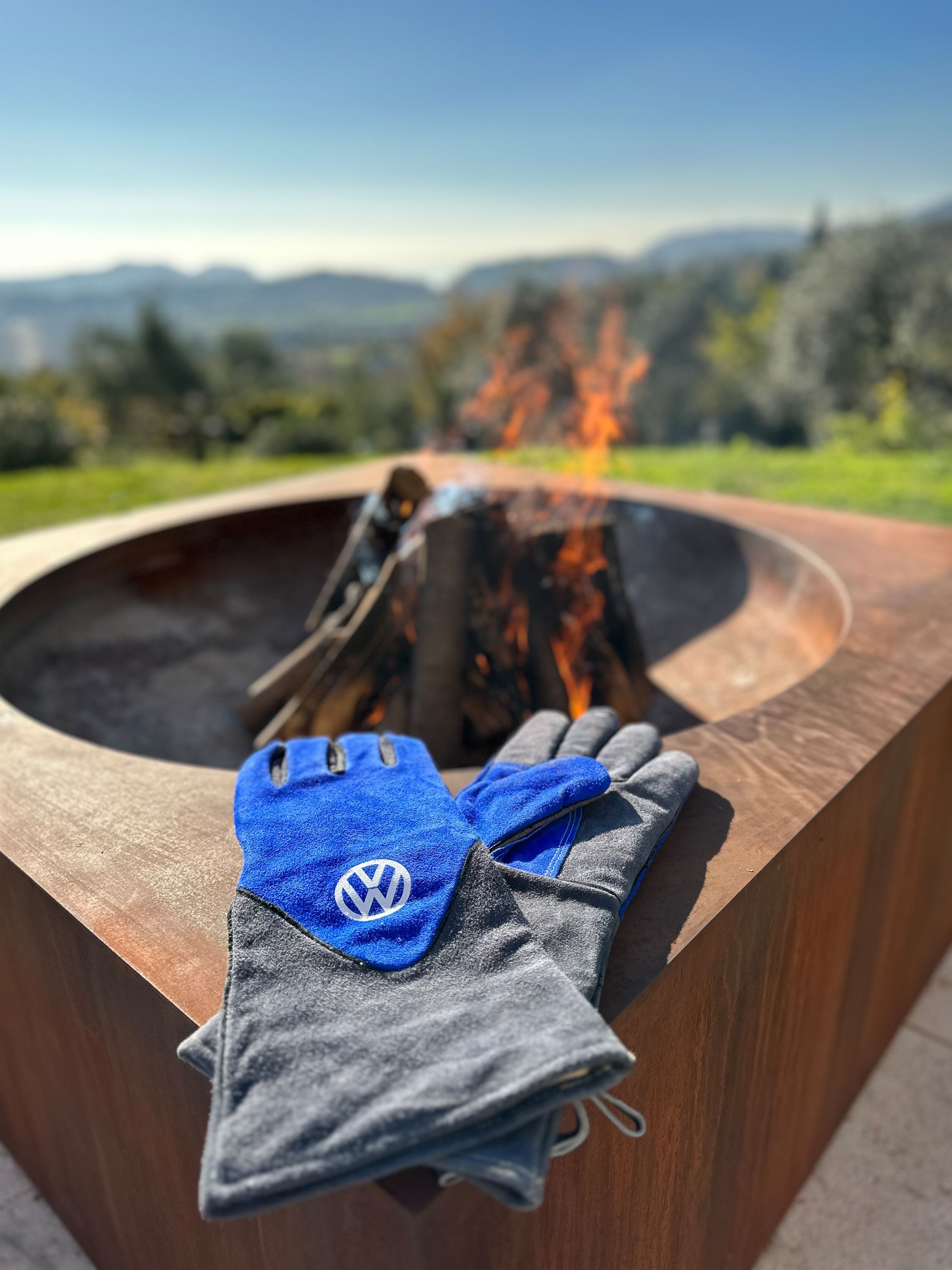 VW T1 Bus Grillhandschuhe in Geschenkbox Rindsleder (Paar)