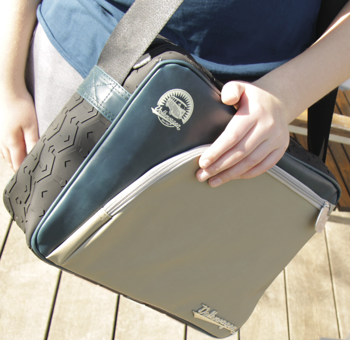 VW T1 Bulli Bus Messenger Bag, PU & Reifenprofil