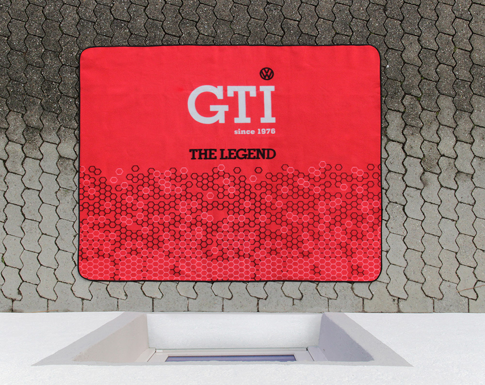 VW GTI Picnic Blanket (200x150cm) with Carry Bag
