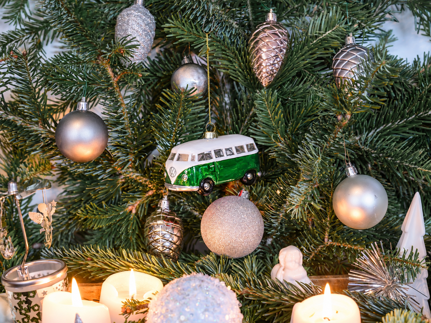 VW T1 Bulli Bus Deko-Anhänger & Weihnachtsschmuck aus Glas in Geschenkbox (Maßstab 1:40)